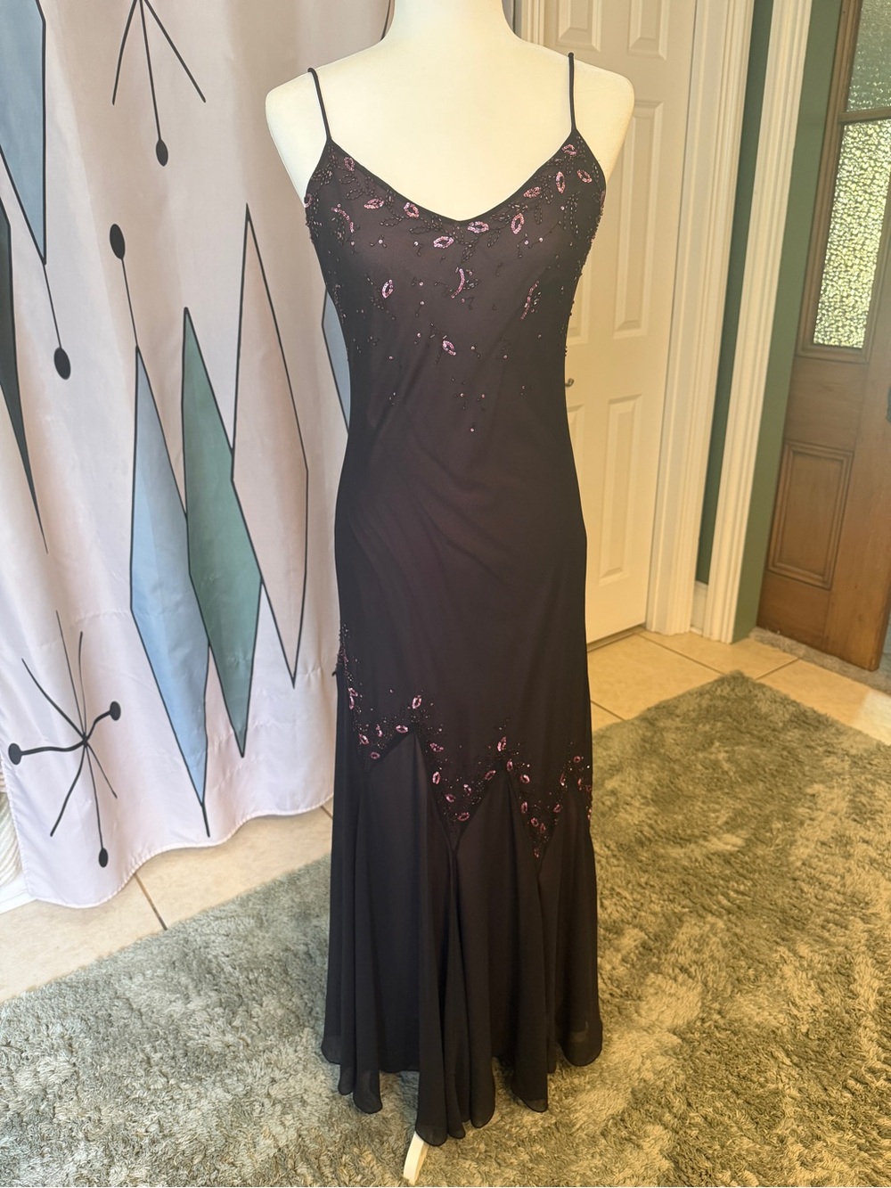 Xscape trumpet style gown, size 6… Beaded w/ light pink underlay. Beautiful!